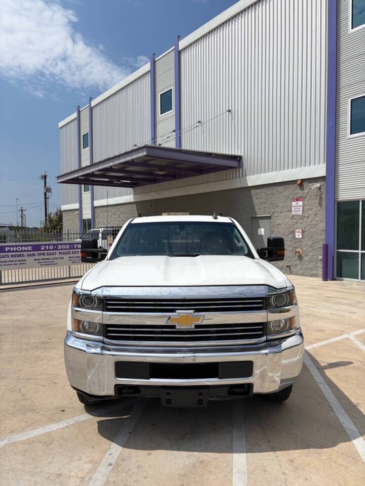 chevrolet silverado 2500hd 2016 1GC1CUEG4GF200119 image chevrolet silverado 2500hd 2016 1GC1CUEG4GF200119 image